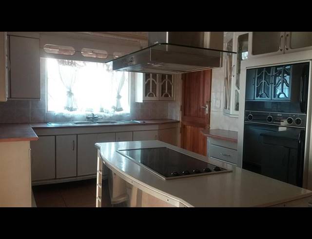 4 BEDROOM PROPERTY TO RENT IN NYLPARK